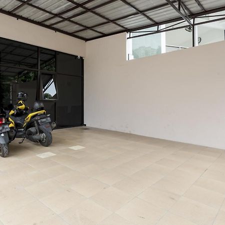 Koolkost Syariah Near Upn Veteran Medokanayu Exterior foto
